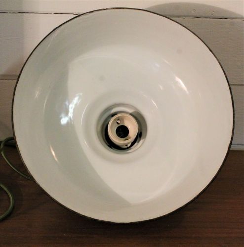 Simplex enamel light shade