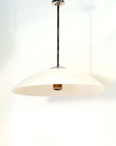 Elegant set of pendant lights 